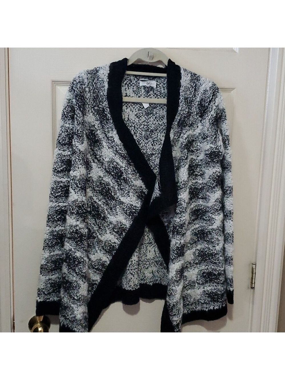 Lou & grey sweater size small